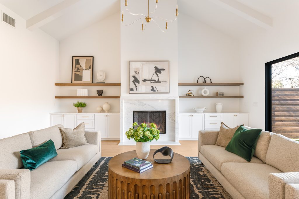 Custom Home Dallas 3739 Park Lane | Champagne Designs